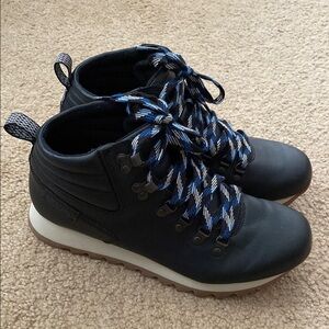 listing-status-banner